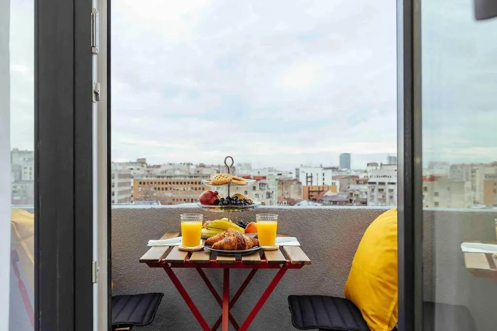 Stunning Views - Top Location - Netflix + Balcony Bukurešť 0*,