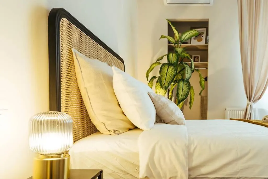 Apartmán Stunning Views - Top Location - Netflix + Balcony Bukurešť