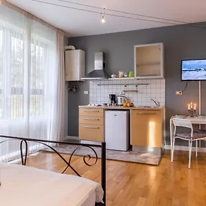 Apartment Nostalgia Ii, Bucharest