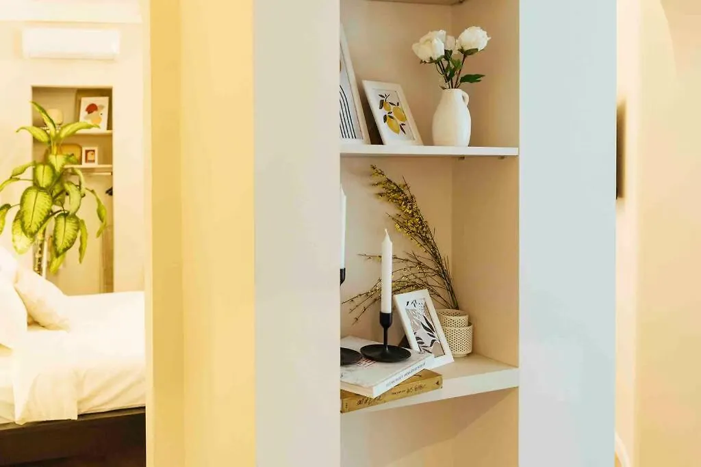 Stunning Views - Top Location - Netflix + Balcony Bucharest Apartment